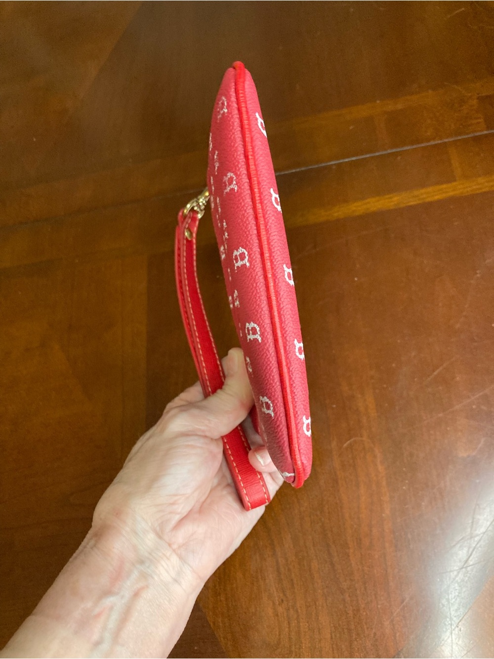 Dooney & Bourke Boston Red Sox Signature Red Leather Wristlet Top Zip Tassel EUC - Picture 7 of 12